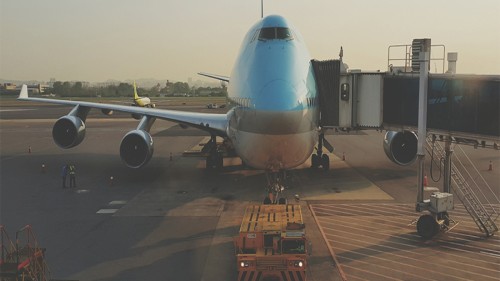 چرا حمل هوایی خرده‌ بار از چین به ایران انتخاب هوشمندانه‌ تری از دریایی است؟