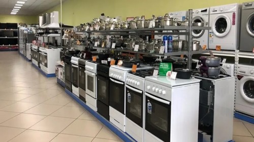 ورود گسترده لوازم خانگی ته‌لنجی و کولبری؛ علت افزایش قیمت دلار